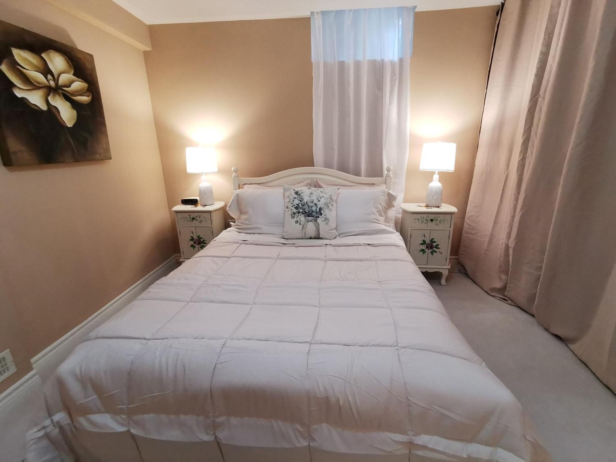 4 Bedroom 3 Washroom Charming Home In Markham With Warm Cozy Vibe 外观 照片